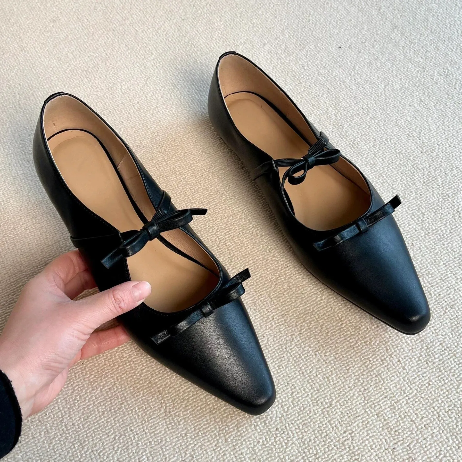 Bow Point Toe Flat Slip-Ons