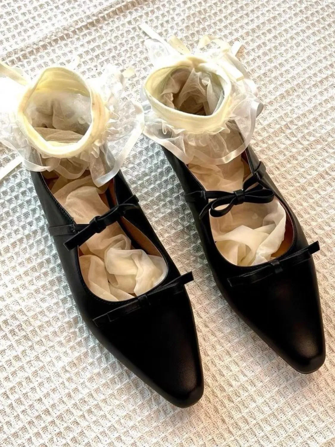 Bow Point Toe Flat Slip-Ons