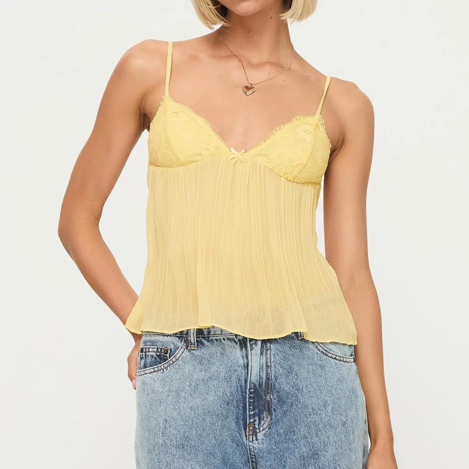 Sexy Lace Cami Tops for Women V Neck Y2k Spaghetti Strap Crop Top Sleeveless Bustier Camisole Tank Trendy 2025